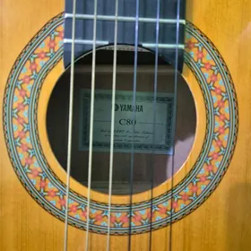 YAMAHA C80