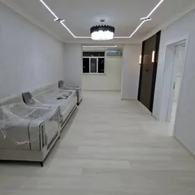 5 mkr 1 et 4 kom 72 m² Satlyk