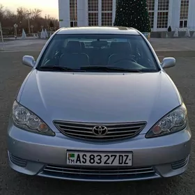 Toyota Camry 2005