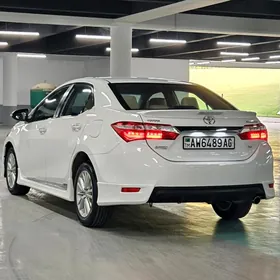 Toyota Corolla 2015
