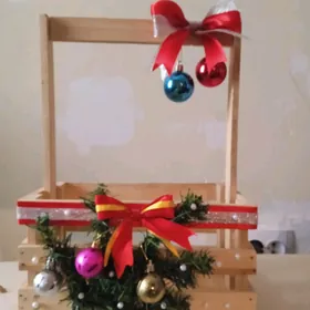 Корзина новогодняя