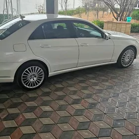 Mercedes-Benz E350 2014