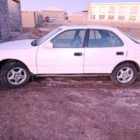 Toyota Camry 1992