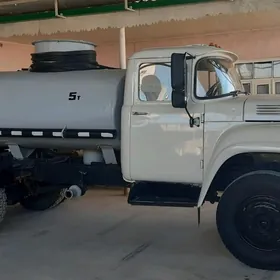 Zil 130 1990