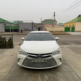 Toyota Camry 2017
