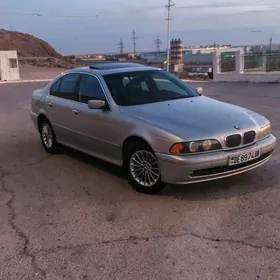 BMW E39 2003