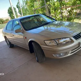 Toyota Camry 1999