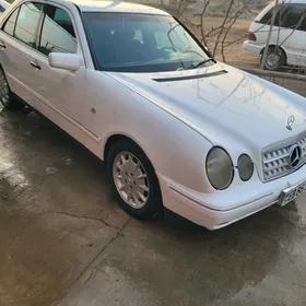 Mercedes-Benz E320 1997
