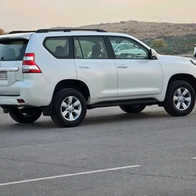 Toyota Land Cruiser Prado 2015