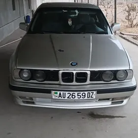 BMW 525 1992
