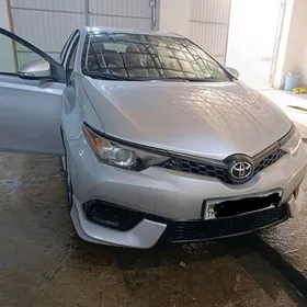 Toyota Corolla iM 2017
