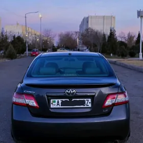 Toyota Camry 2010