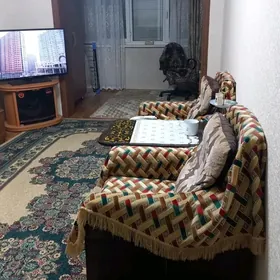 11микр. 2этаж. 2комн.