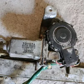 steklopadyomnik ayna motor