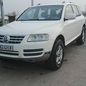 Volkswagen Touareg 2004