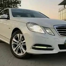 Mercedes-Benz E350 2010