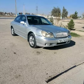 Hyundai Sonata 2004