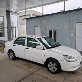 Mitsubishi Lancer 2005