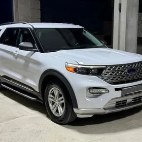 Ford Explorer 2021