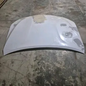 Toyota camry 21 kapot morda