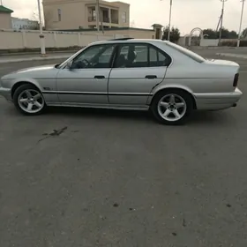 BMW 525 1990