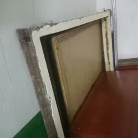 Дверь железная