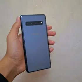 S10+