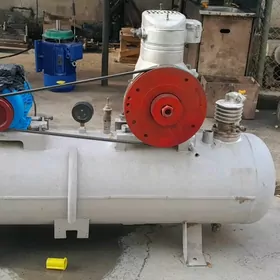 Компрессор