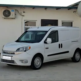 Toyota Hiace 2020