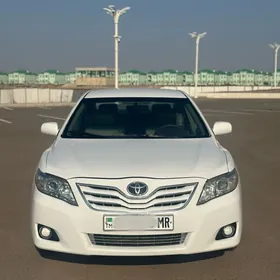 Toyota Camry 2011
