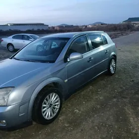 Opel Signum 2004
