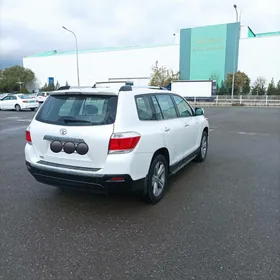 Toyota Highlander 2011