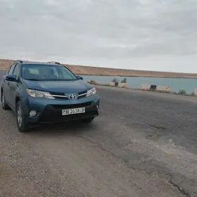Toyota RAV4 2014