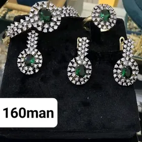 Buźiteriya komplekt.brasletler