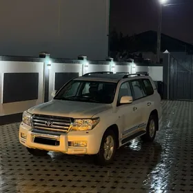 Toyota Land Cruiser 2010