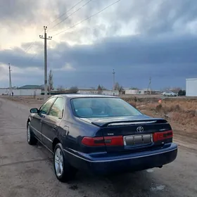 Toyota Camry 1998