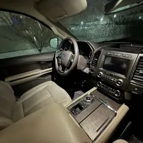 Ford Expedition 2020