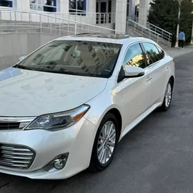 Toyota Avalon 2013