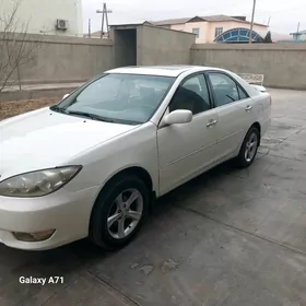 Toyota Camry 2004