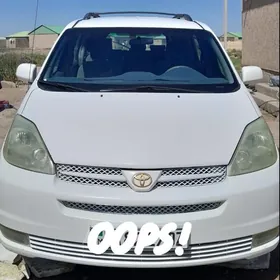 Toyota Sienna 2004