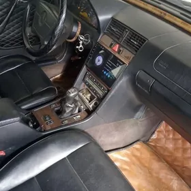 Mercedes-Benz C250 1996