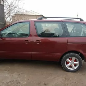 Toyota Sienna 2000