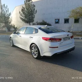Kia Optima 2020