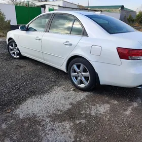 Hyundai Sonata 2005