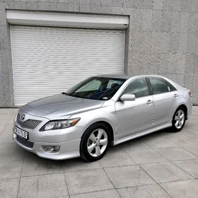 Toyota Camry 2010