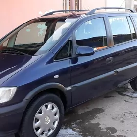 Opel Zafira 2001