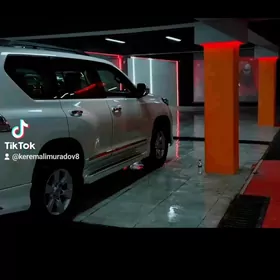 Toyota Land Cruiser Prado 2014