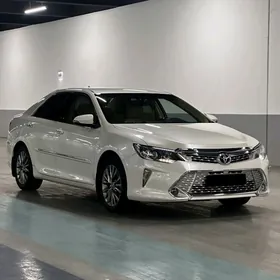 Toyota Camry 2017