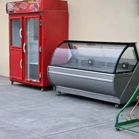 ET ucin witrine haladilnik