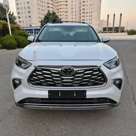 Toyota Highlander 2022